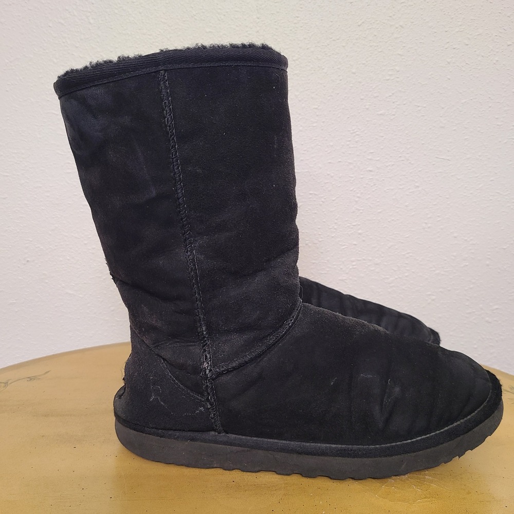 UGG‎ Y2K Classic Short II Black Boots US 9 Suede Leather Shearling Fur 2000s